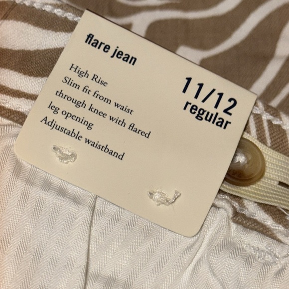 NWT Abercrombie kids Abercrombie & fitch high rise flare jeans 11/12R Girls/kids - Picture 11 of 11